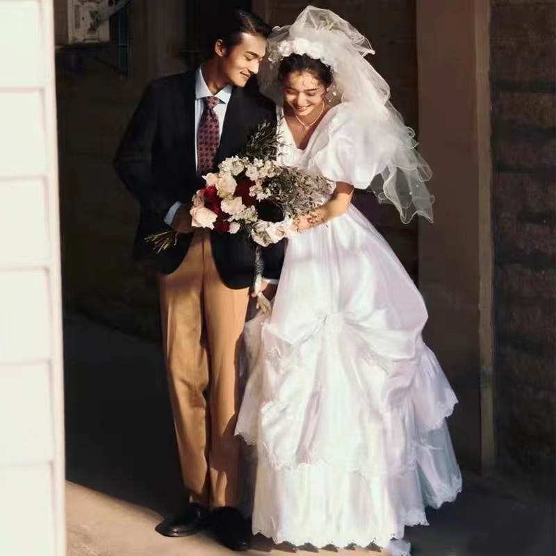 Vestido de Novia Estilo Retro  - Photography And Lighting reseña y precio